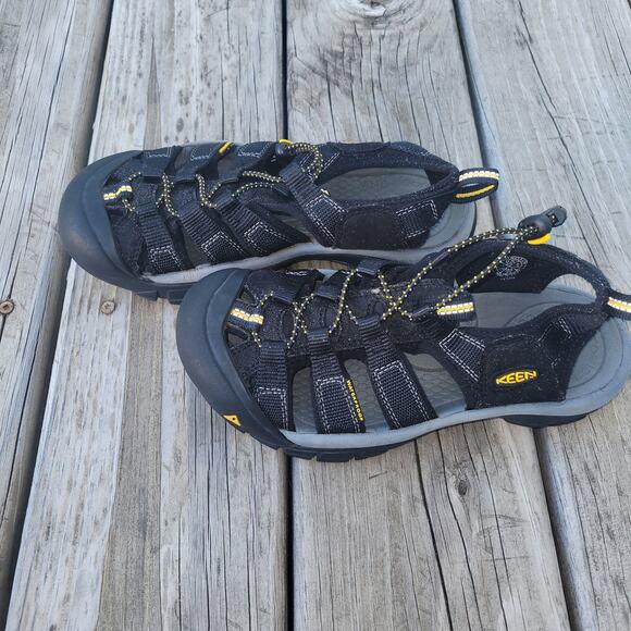 Keen Hiking Sandal Women Closed Toe Black Yellow Water Washable Size 6.5 - Picture 2 of 12